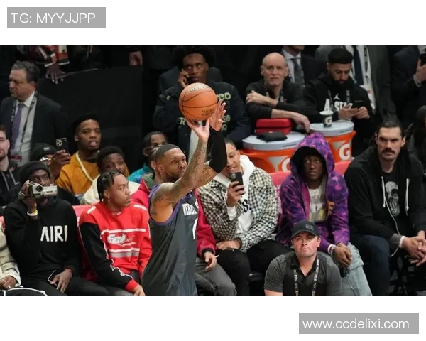 达米安利拉德：从新秀到NBA巨星的奋斗历程与成就分析