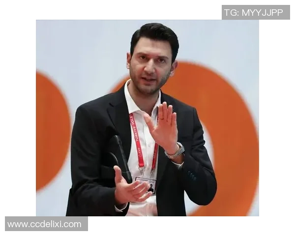 罗马主帅因战绩不佳遭解雇，球队排名暴跌至第8