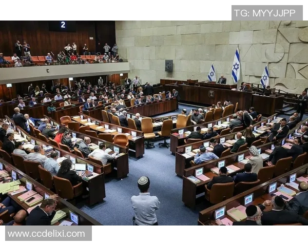 罗马市议会通过新的环保法案，严控机动车尾气排放量，打造更清洁的未来