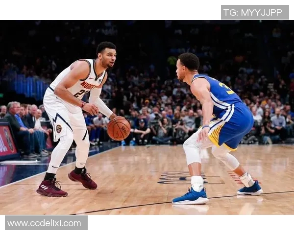 勇士与掘金季后赛第四场激战回顾球星表现与战术分析 勇士与掘金季后赛第四场激战回顾球星表现与战术分析